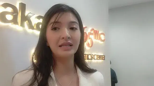 Raline Shah Attends Opening of Body Aesthetics Center, Impressed by the Technology